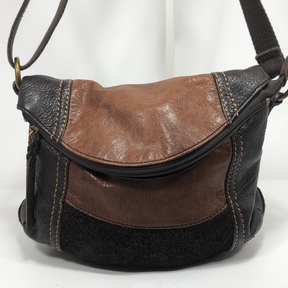 The SAK leather Crossbody